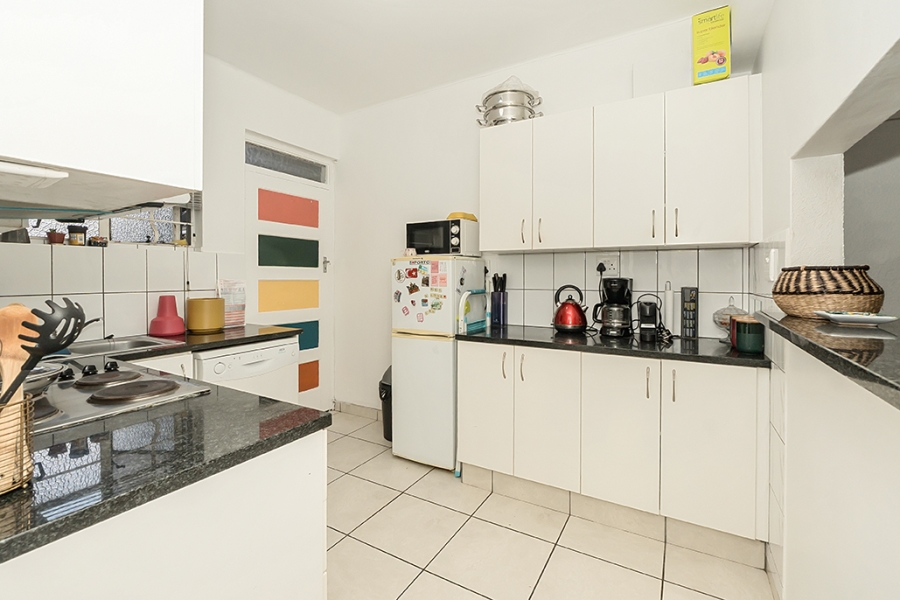 To Let 2 Bedroom Property for Rent in Wynberg Western Cape